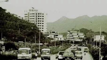 �z��1994��3�������ڵ�������·�M(j��n)�������Ѕ^(q��)��·�Σ����ֻ��ش��T(m��n)�ڸ���