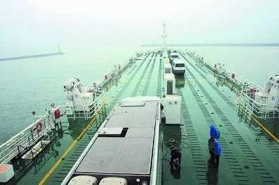 �z��2004��12��5���������F·���\(y��n)�_(k��i)ͨ��������܇(ch��)�^(gu��)���ĉ�(m��ng)�����@һ�쌍(sh��)�F(xi��n)