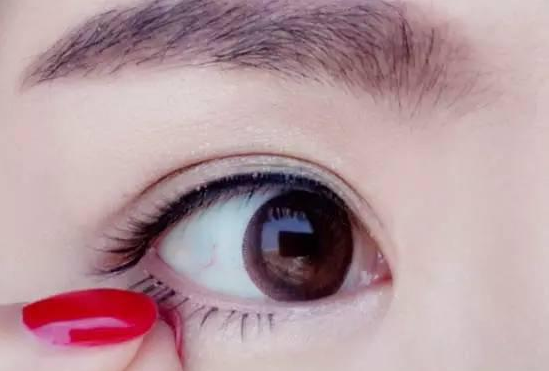 �ճ��ϰ��y��