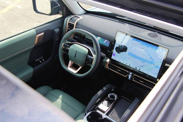 ����Ӳ�������(q��)��15�f���܈AԽҰ܇����